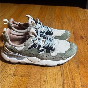 Anthropologie/ Flower Mountain sneakers